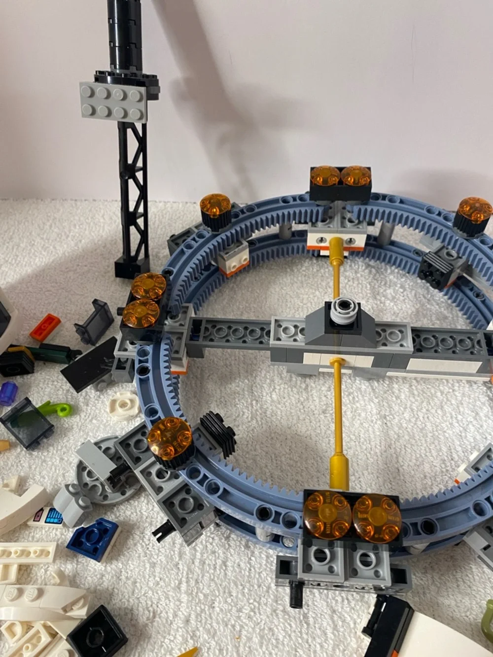 LEGO -  City Modular Space Station Science Toy 60433 incomplete parts - Picture 6 of 13